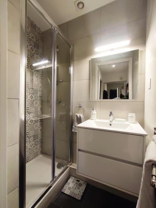 Appartement Proche Paris/Metro Аньєр-сюр-Сен Екстер'єр фото
